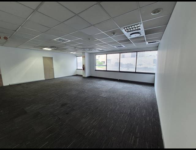 348M² OFFICE TO LET IN SANDTON CENTRAL